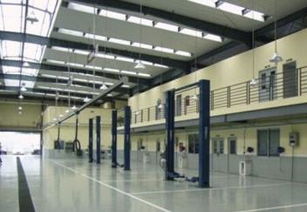 專業房屋維修與裝修服務 一站式解決廚房防水、辦公室工裝及管道疏通需求